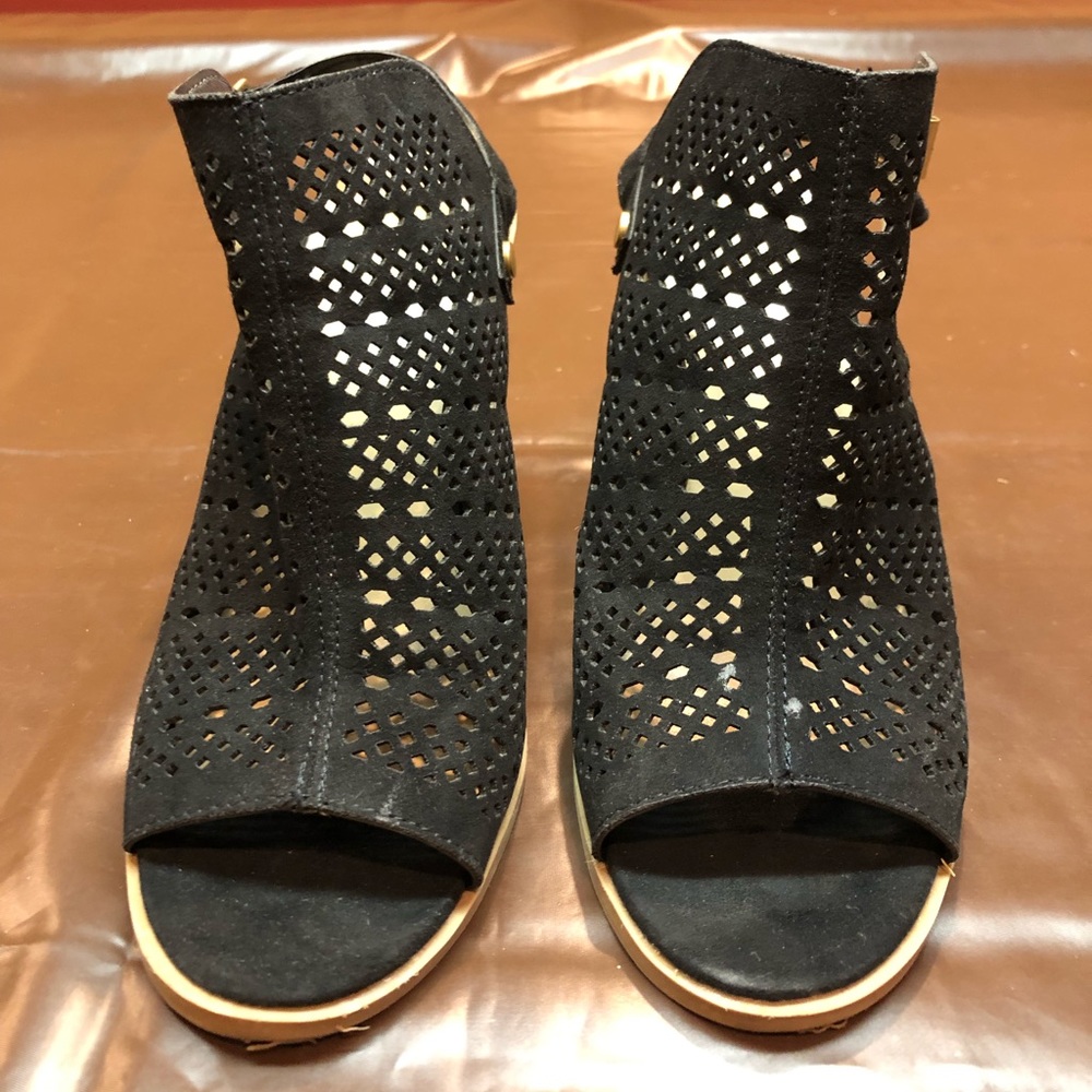 Cute black heeled peep toe sandals